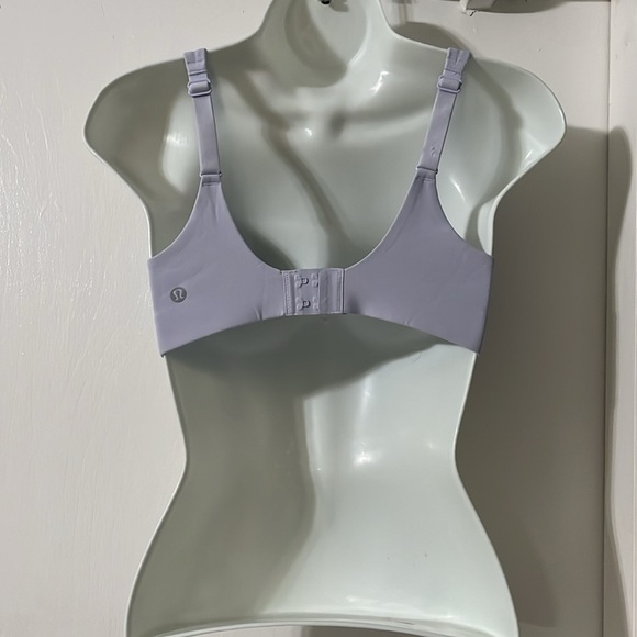 Lululemon sports bra - Picture 2 of 6